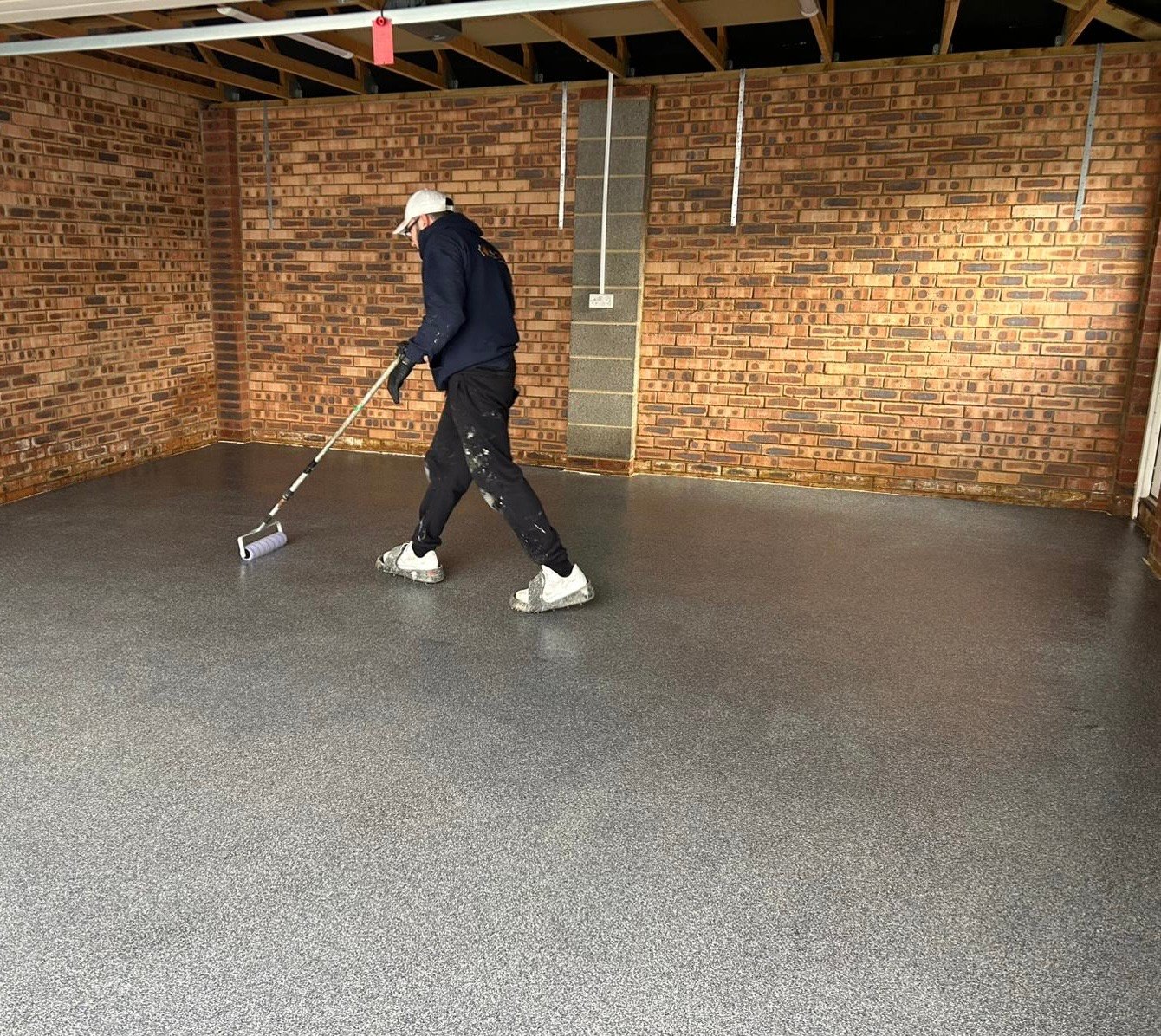 90372978-1b9f-43dd-ba1f-049b3af3497e